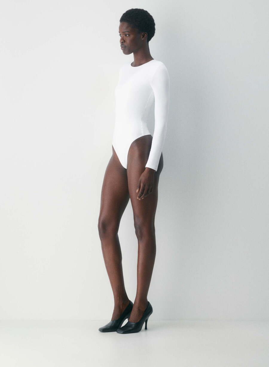 body original contour turn alb brillant