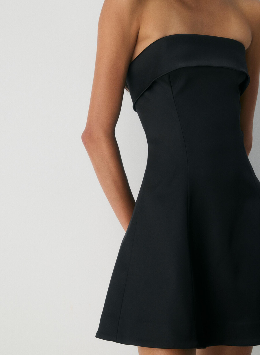 rochie din satin cu imprimeu floral negru