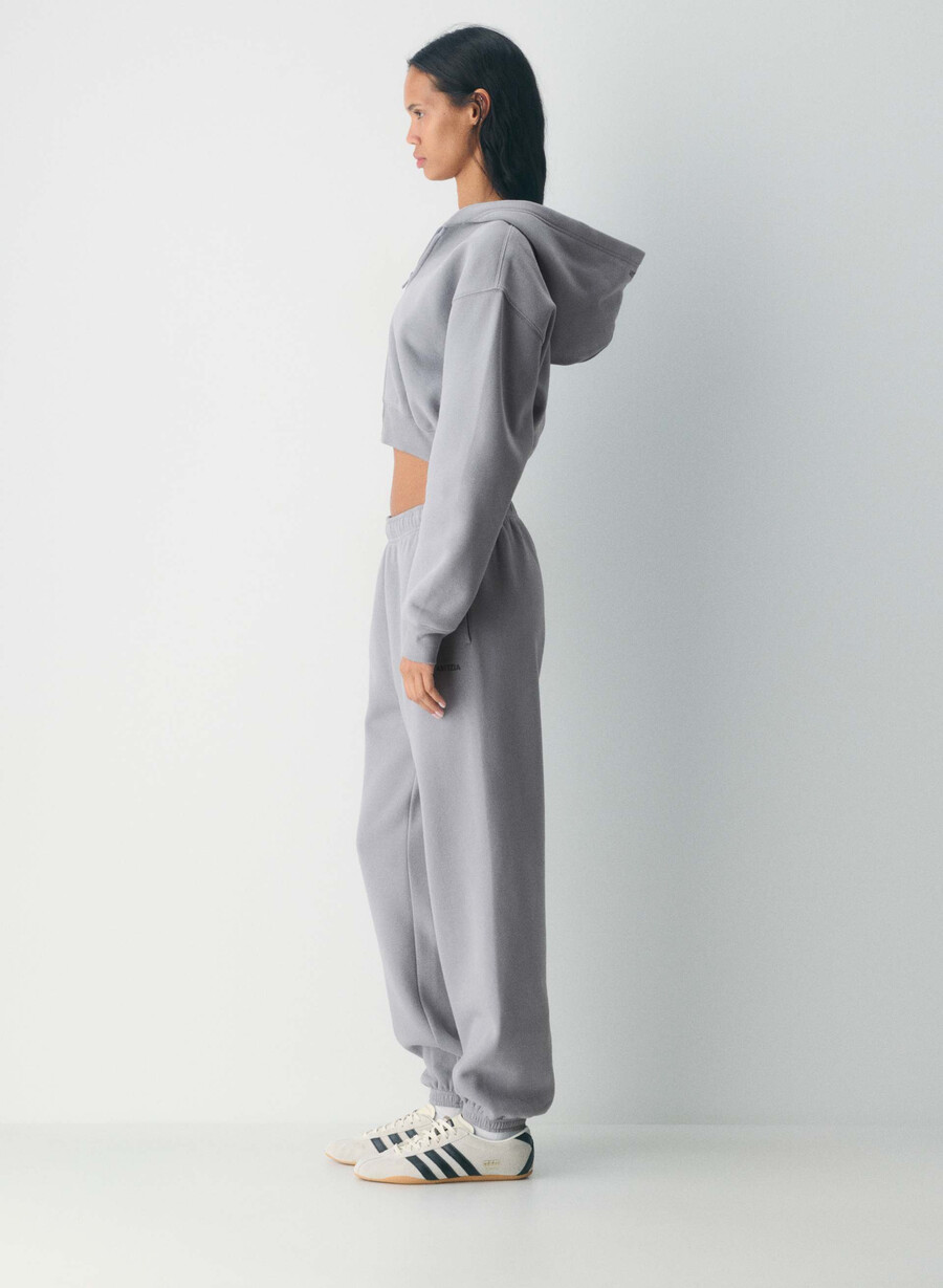 hanorac confortabil din fleece perfect crop cu fermoar culoare chocolate mousse