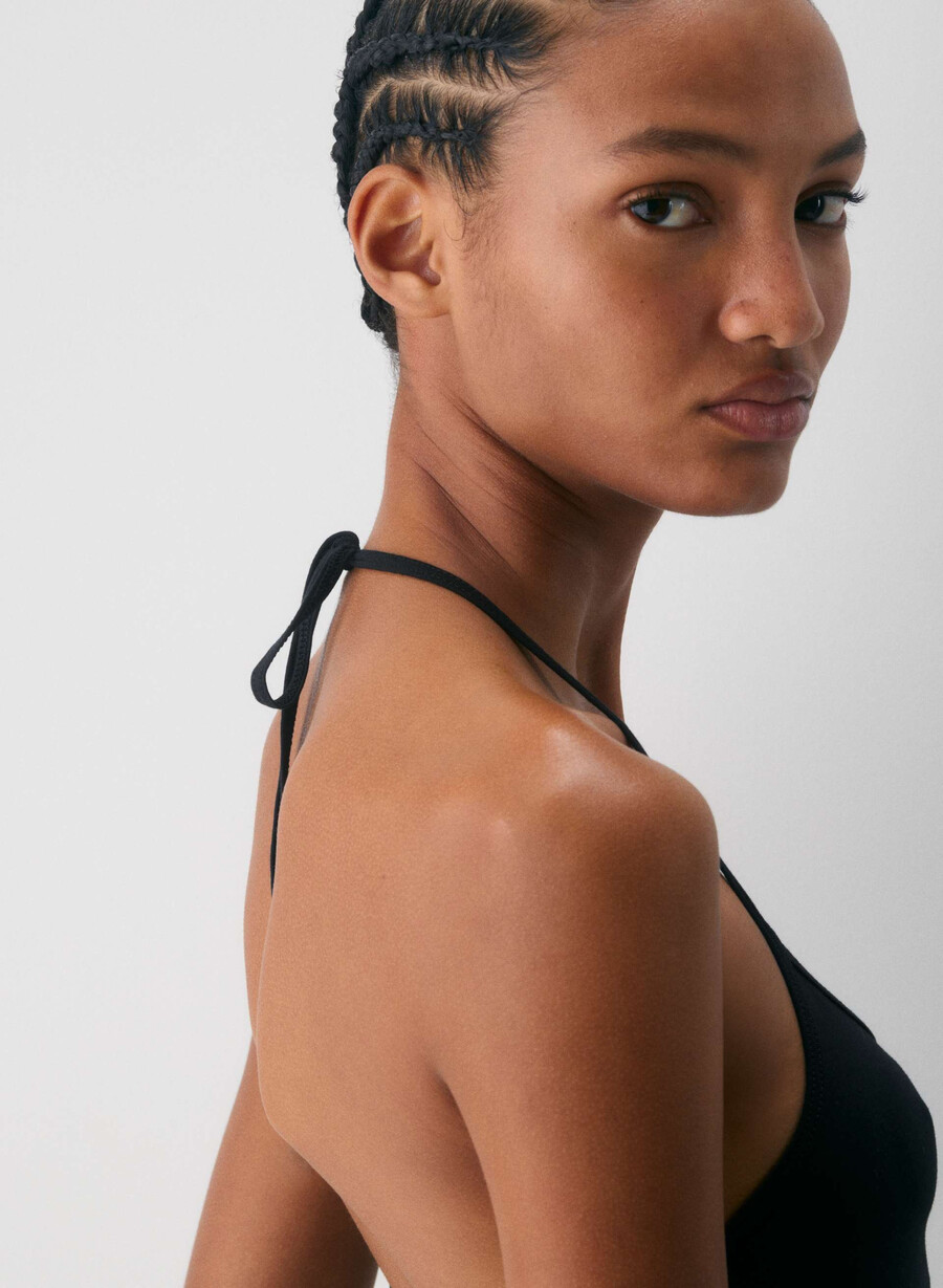 top chill entourage cu imprimeu halter negru