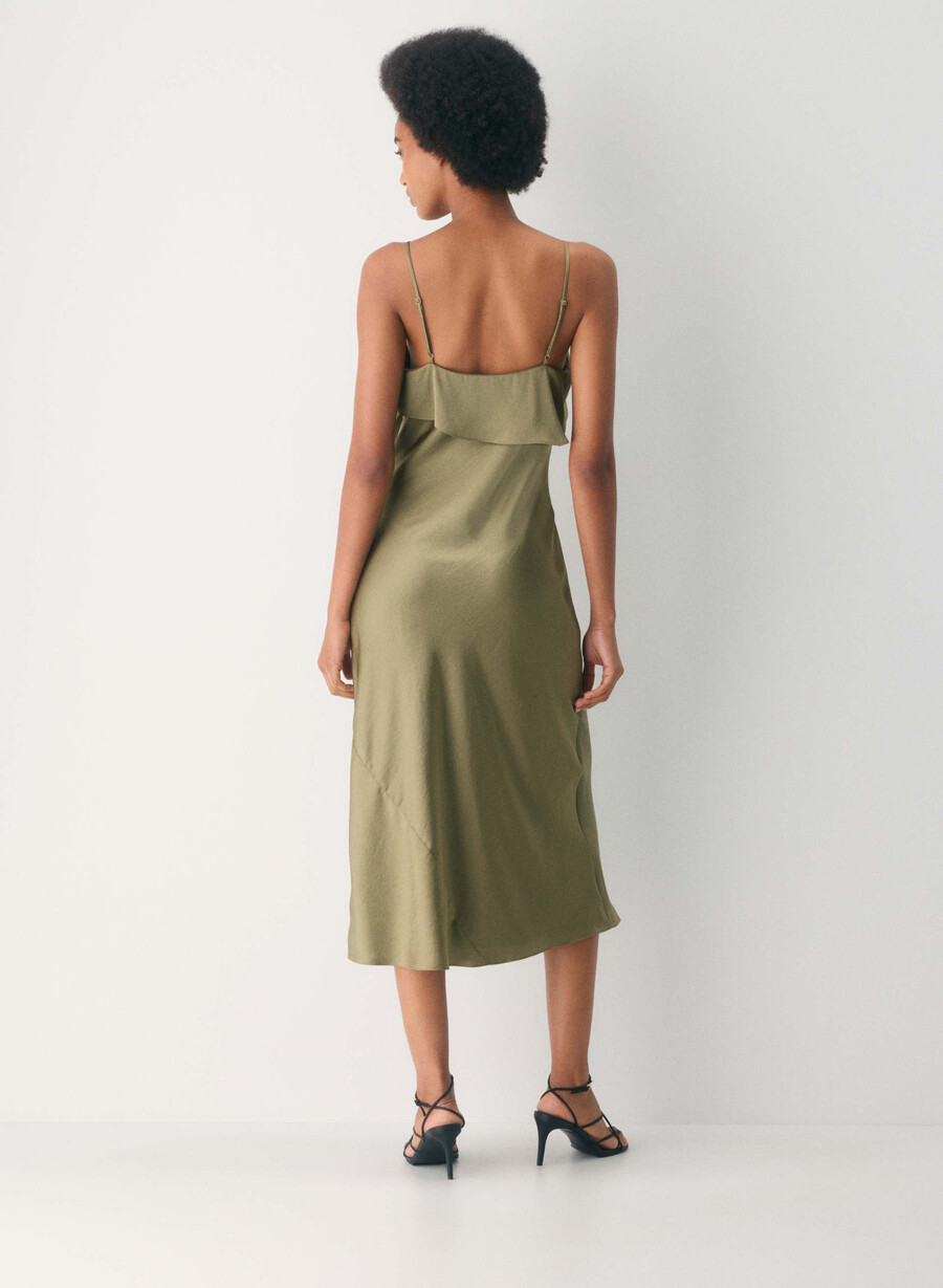 rochie cannelle din satin roz cristalin