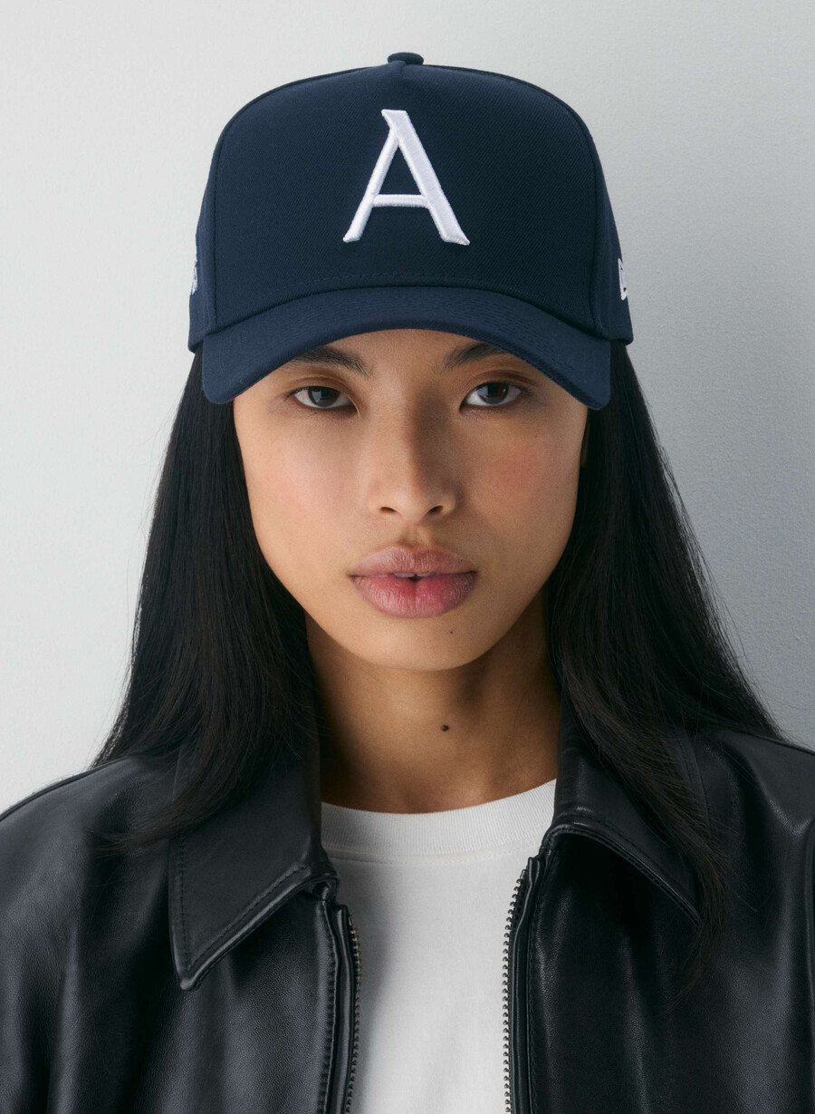 Șapcă new era x aritzia 9forty a-frame dark night navywhite
