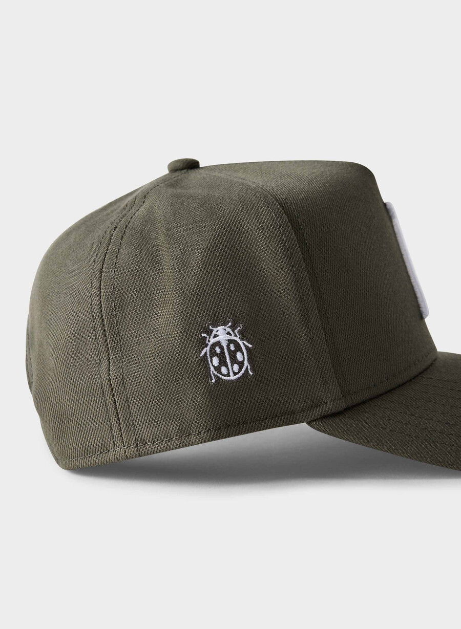 Șapcă new era x aritzia 9forty a-frame dk olive wh