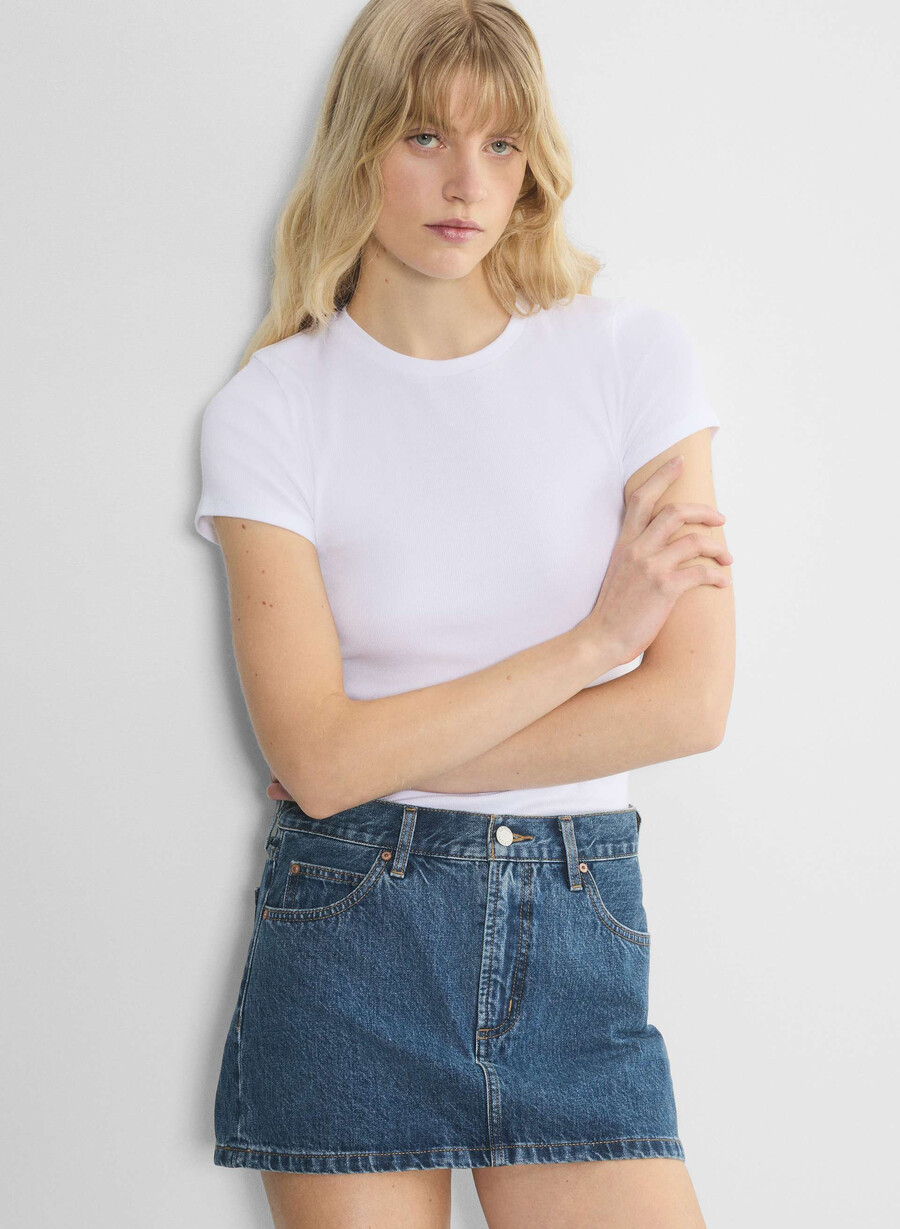 fustă micro din denim vintage din anii 90 fard de pleoape albastru închis