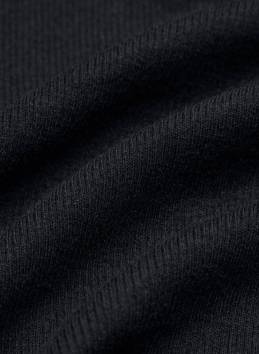 tricou cu mânecă lungă și decolteu adânc în v homestretch negru