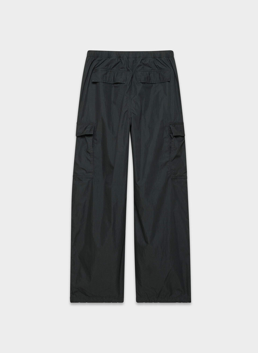 pantaloni yara parachute negri