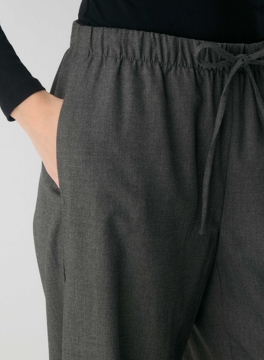 pantalonii lodge - gri închis la culoare heather charcoal
