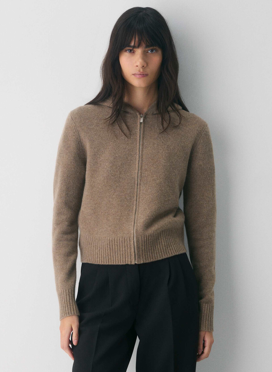 hanorac essential cashmere idyllic cu fermoar maro chinuit
