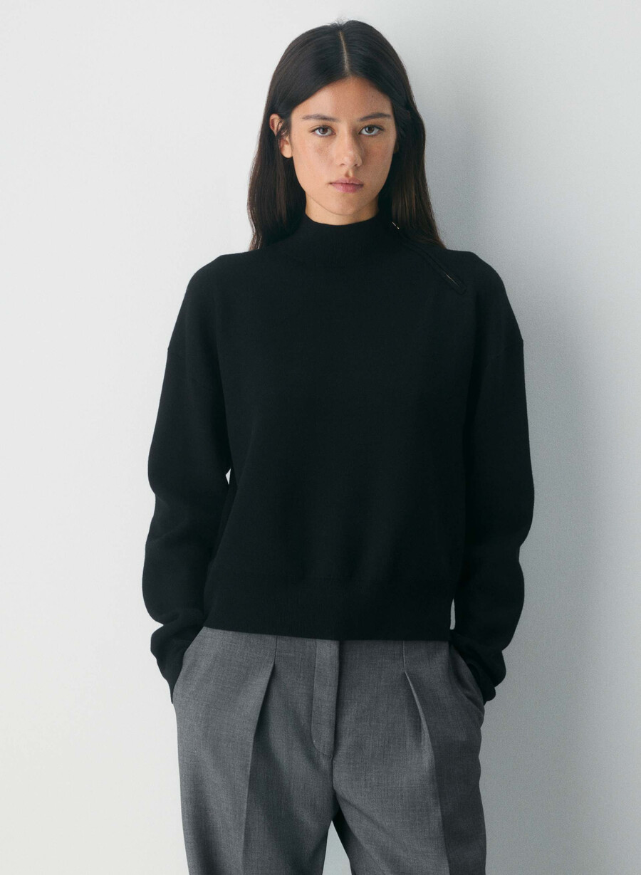 village mockneck negru