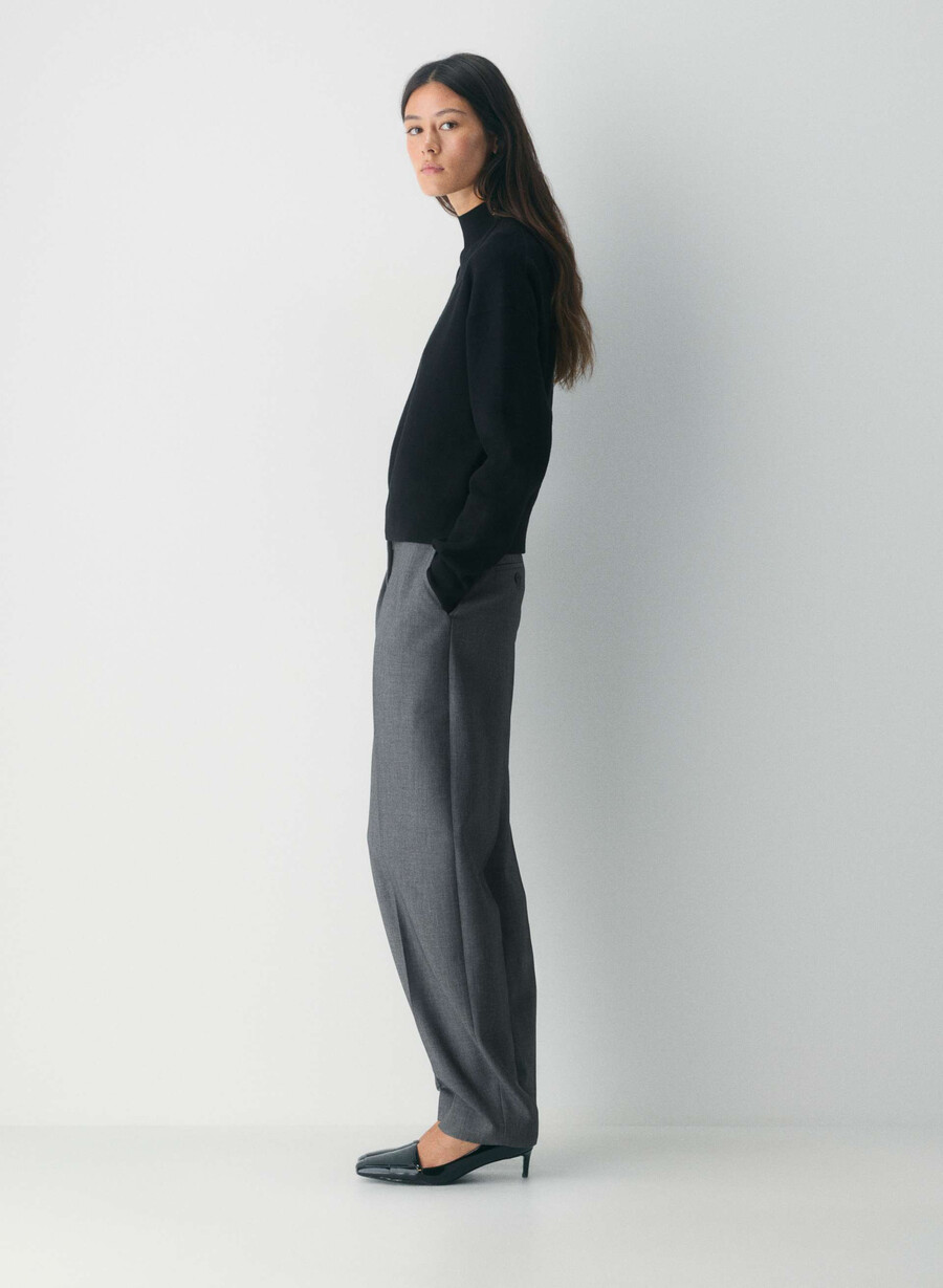 village mockneck negru
