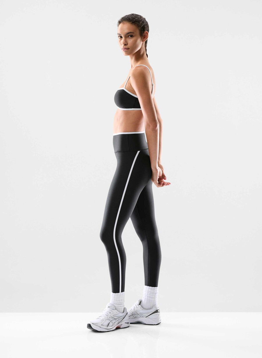 sutien sport glotone showup negru alb aprins