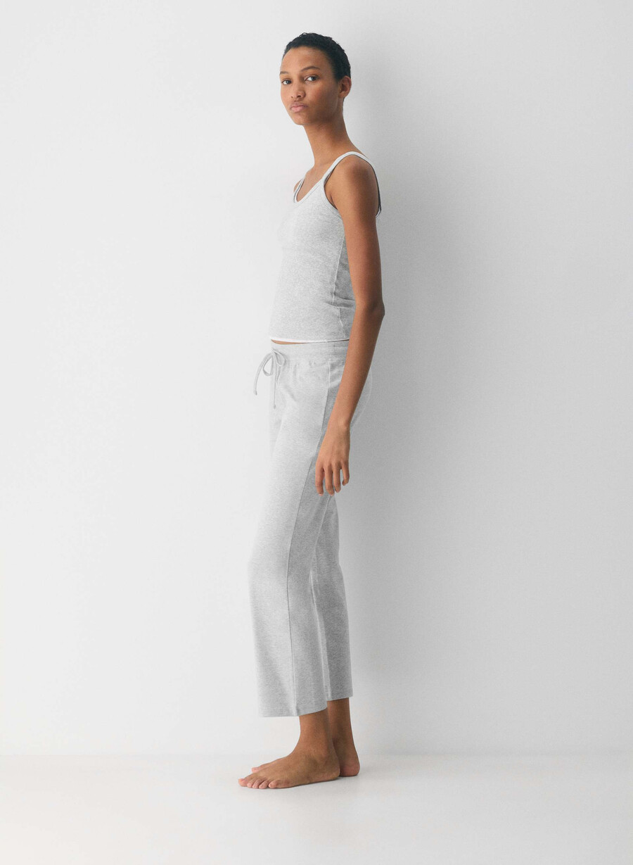homestretch saltea capri cu efect neted culoare crom-metal
