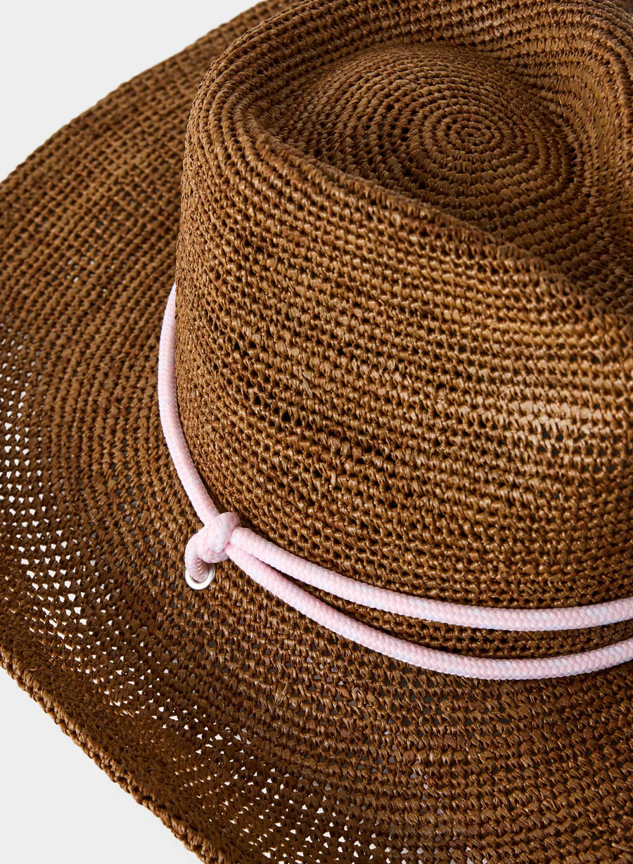 pălărie cowboy lasso cu curea din rafie culoare rich camelvilla pink