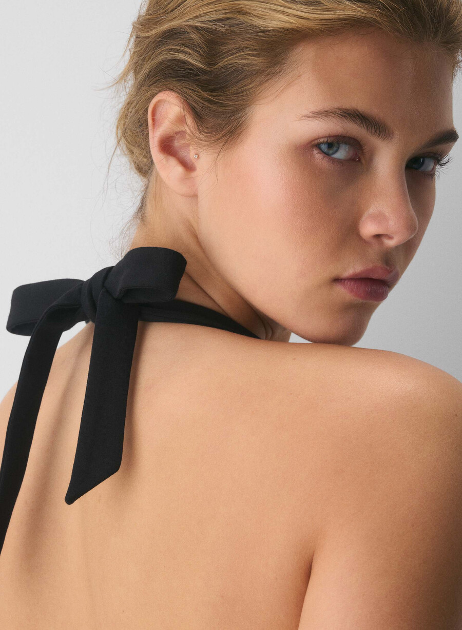 top casual contour optimum cu imprimeu halter negru