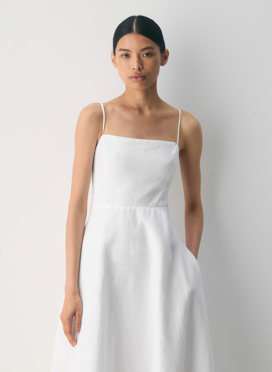 rochie de in anecdote albĂ