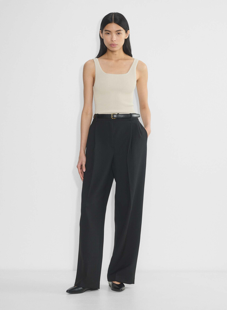 maiou sculpt knit cu guler pătrat matte pearl