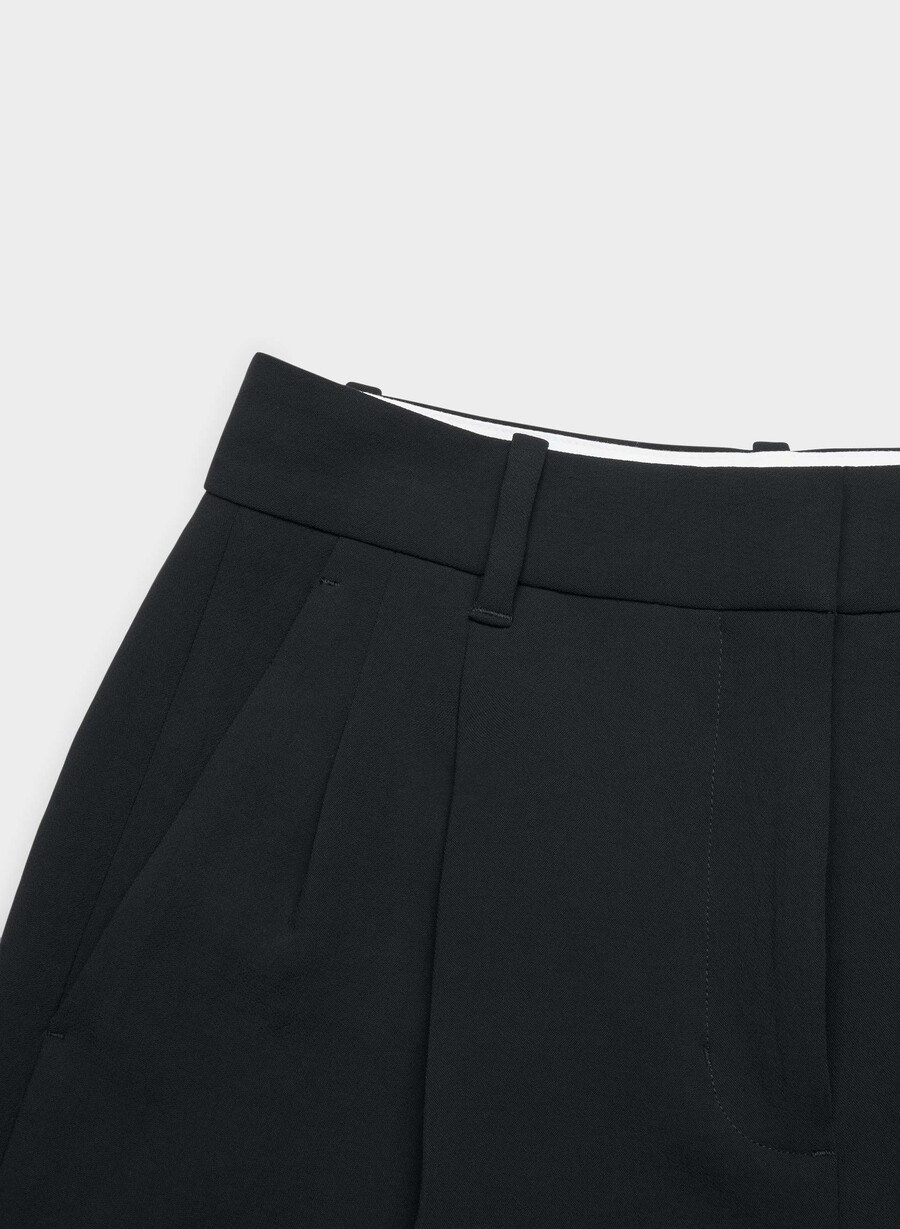 pantaloni scurți the effortless short mini - crepette negri