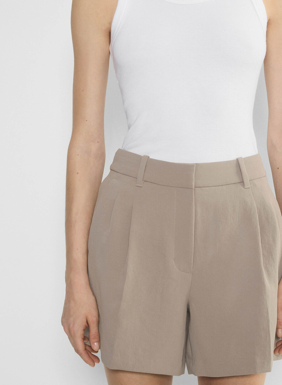 pantaloni scurți effortless la mijlocul coapsei - crepette nomad taupe