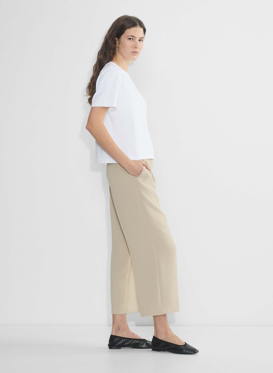 pantalonii scurți the effortless pant - crepette marcona beige