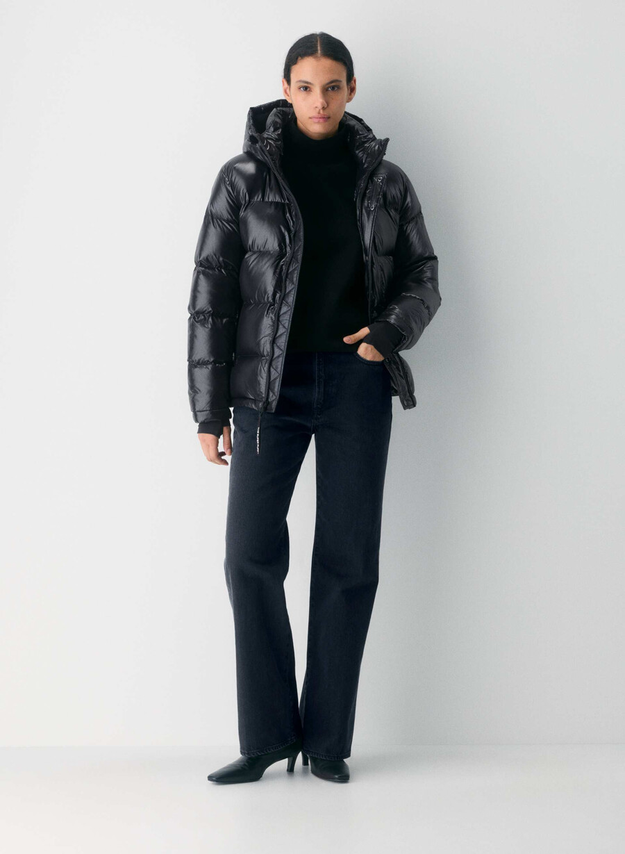 super puff negru hi-gloss