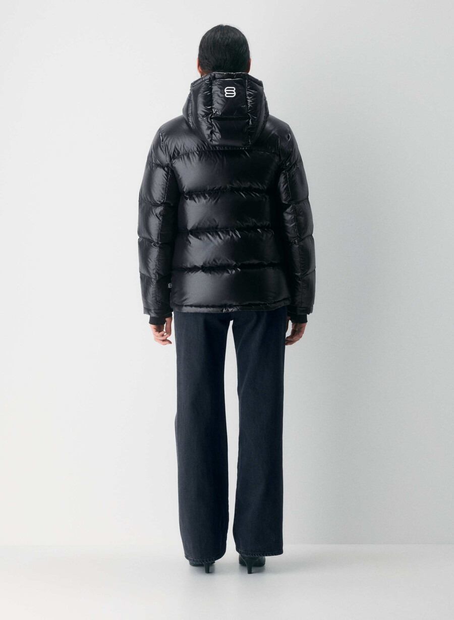 super puff negru hi-gloss