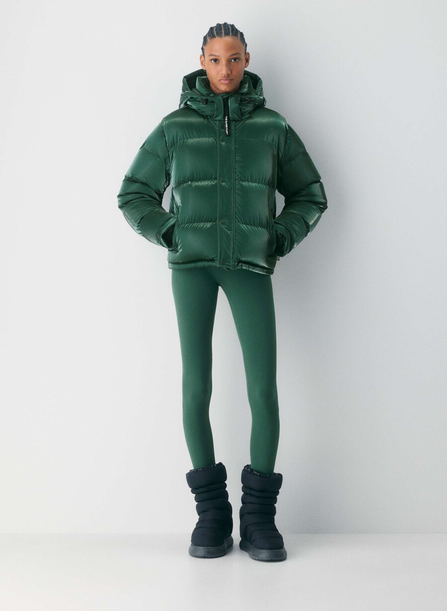 pantaloni scurți the super puff - strălucire lichidă campus verde