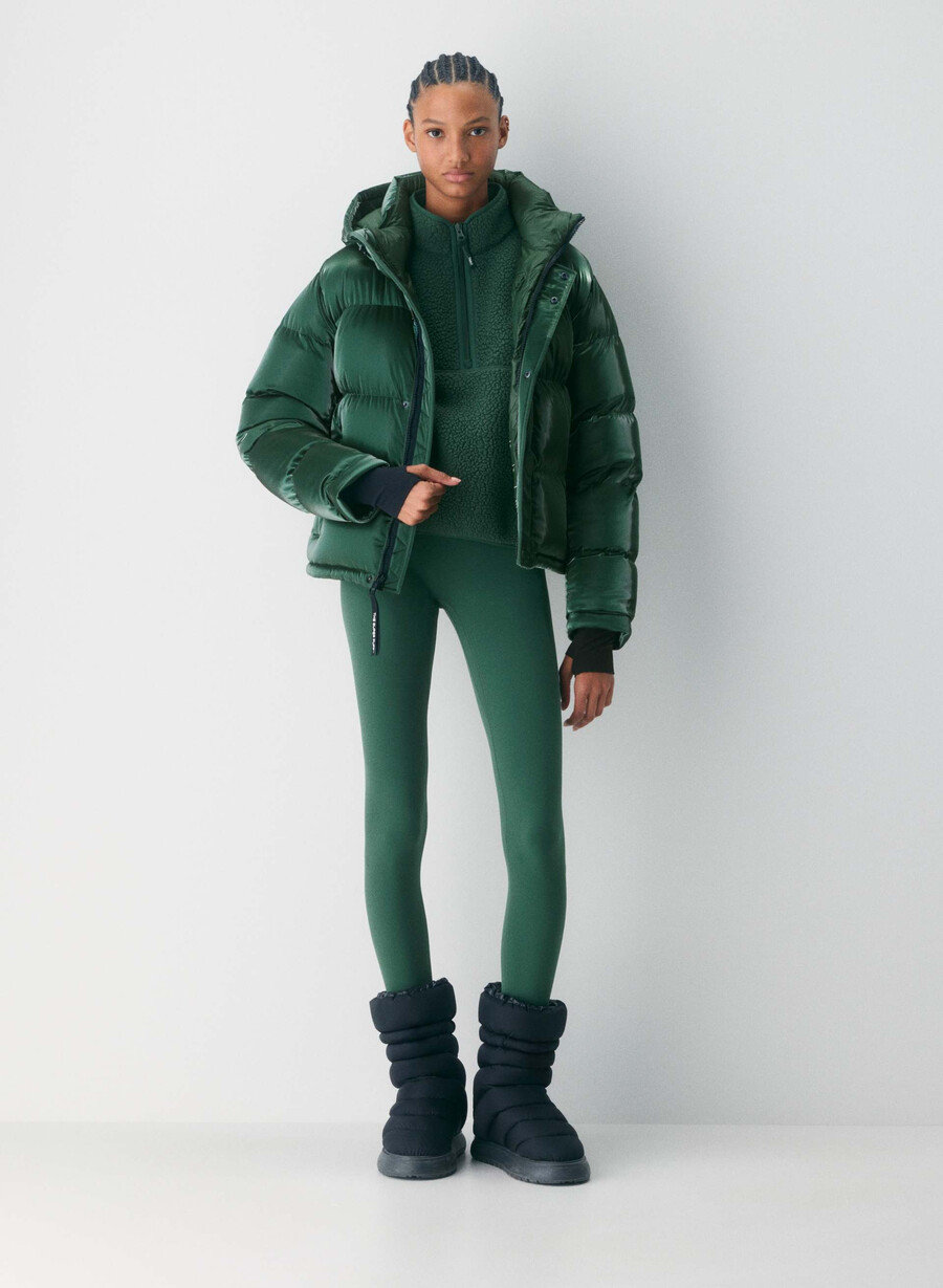 pantaloni scurți the super puff - strălucire lichidă campus verde